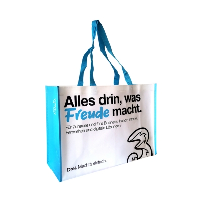  Non Woven Bag Advertisement